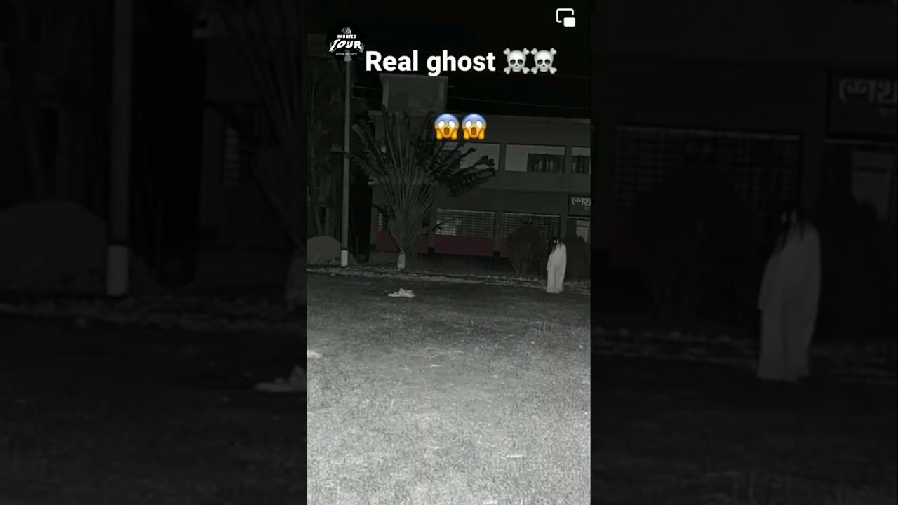 Red Suit chudail 🧟👹👿💀☠️😱👽☠️💀👿👹