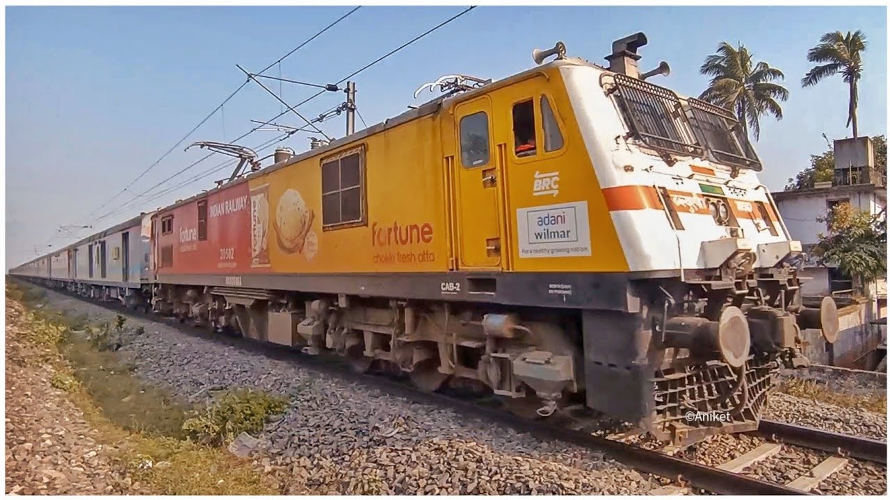 BRC Fortune WAP7 with 20503 DBRG RAJDHANI EXP Shatters Panjipara at ...