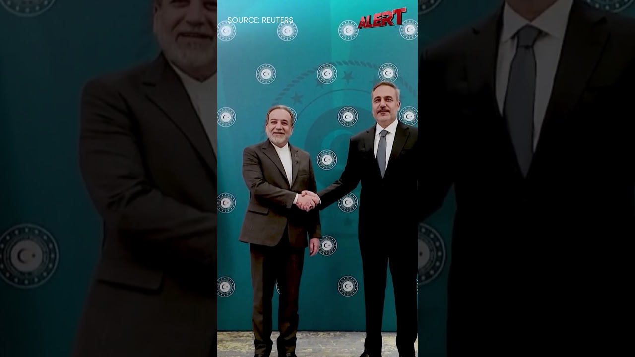 Iranian FM Meets Turkish Counterpart As Tensions With US Escalate