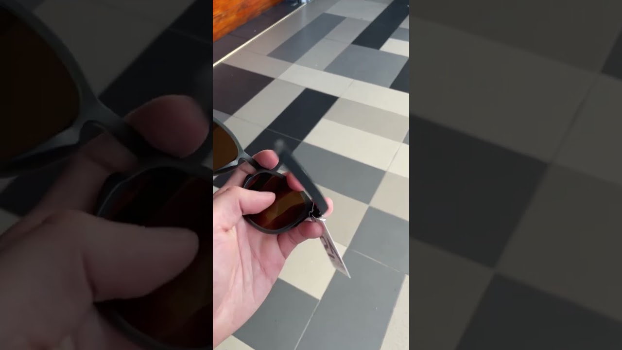 Oakley Pitchman R OO9439-1850 - 2aoptical