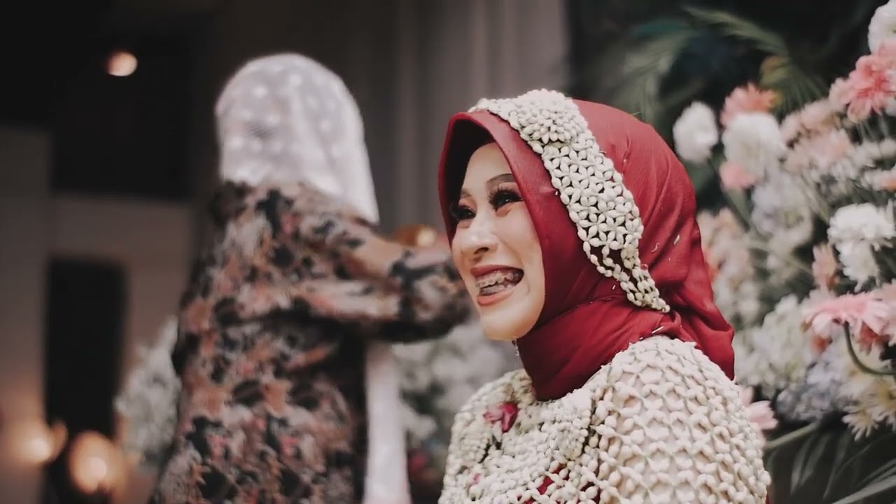 7 Bulanan Kehamilan Ny. Hanik & Tn. Enok (Mitoni Adat Jawa)