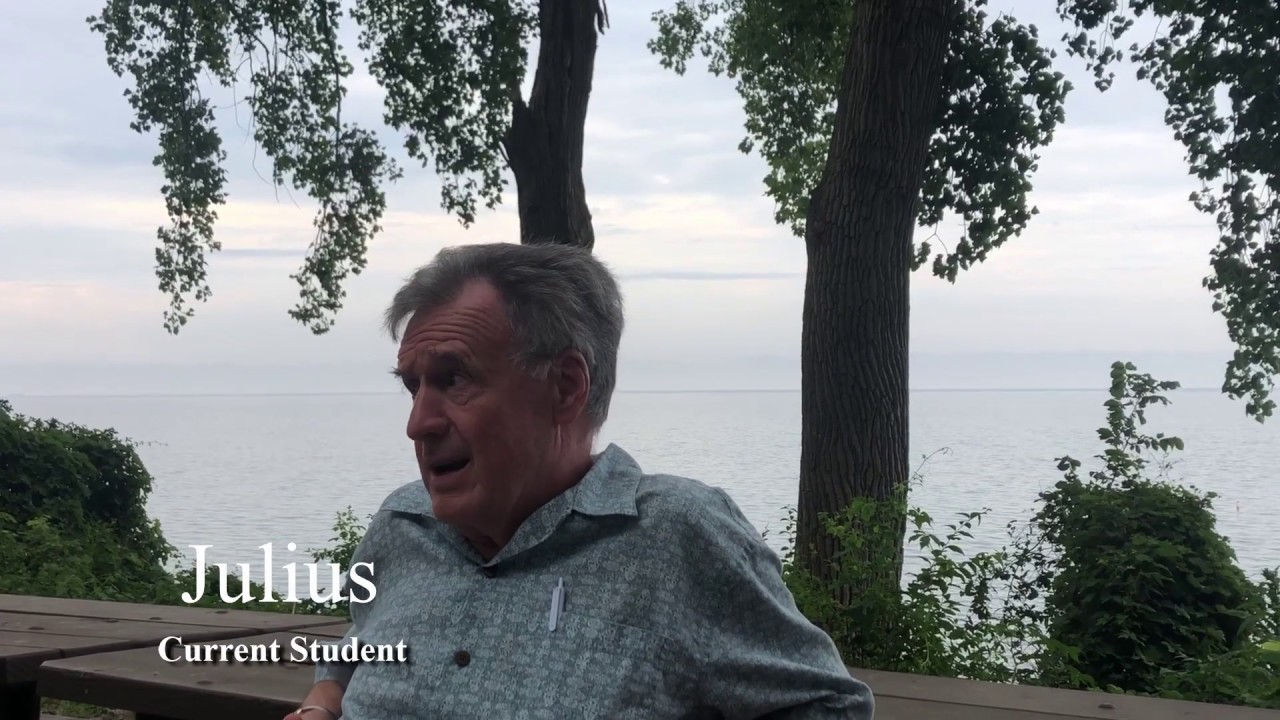 Help Seniors Discover Digital Literacy