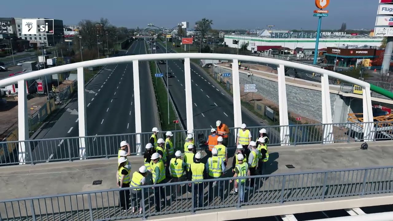 Testy obciążeniowe kładki nad ulicą Struga