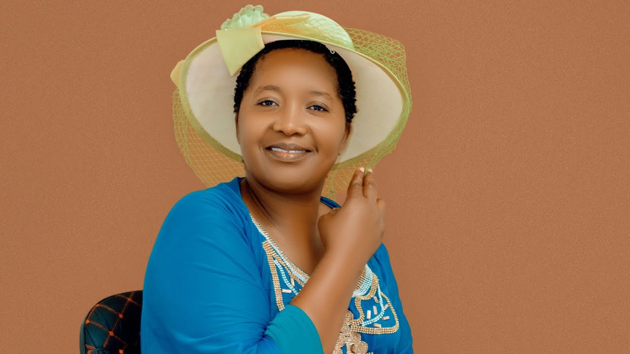 YESU NI MWEMA Official Video by Rev DAINESS RUSHITA - YouTube