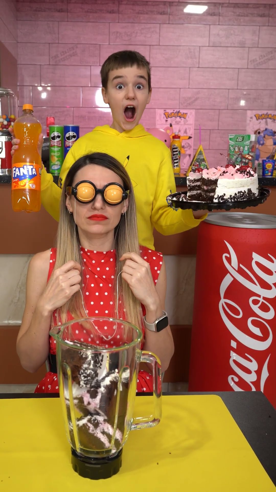 OMG A lot of cake!? #shorts Best video by Super Max