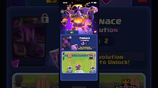 War vs Furnace evolution level 15. #clashroyale