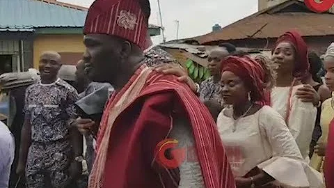 Yomi Fabiyi In Tears At His Late Mother's Burial As His Wife and Close Friends Console Him