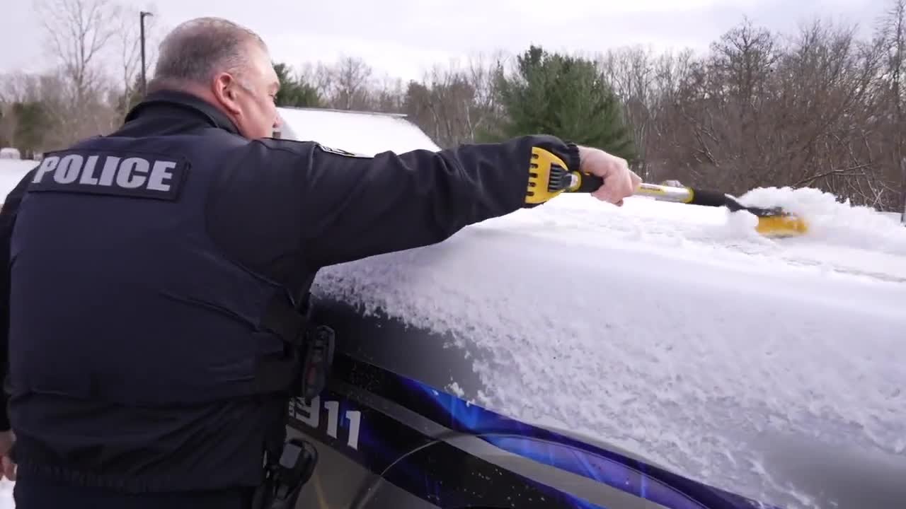 DeWitt Police share essential items neighbors should keep in vehicles for winter