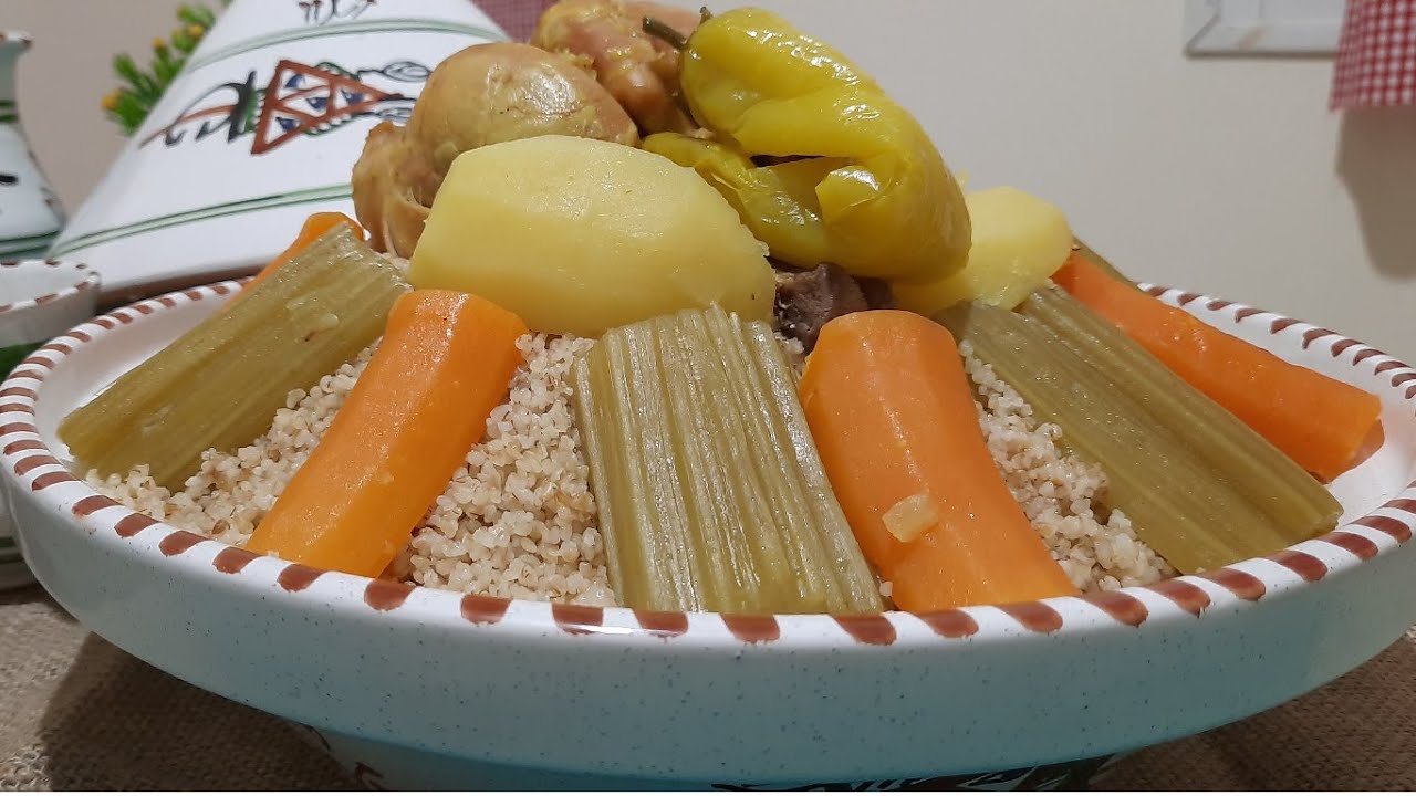 إوزان او دشيشة الشعير بالخضر طبق تقليدي بنييين و صحي (Iwzane) Dchichet echa3ir(orge) aux légumes