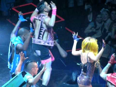 Lady Gaga - Just Dance Clip with Mark Kanemura - V...