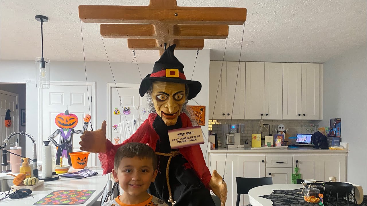 Распаковываем 6-футовую анимированную марионетку-аниматронику Ведьму из Home Depot! #halloween202...