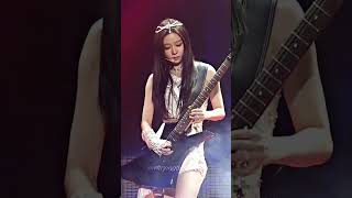 aespa&#39;s Winter plays the electric guitar at the 1st aespa concert SYNK: HYPER LINE #viral #kpop