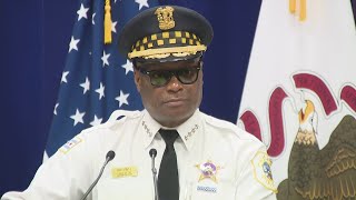 Convicted felon charged in Chicago machete robberies