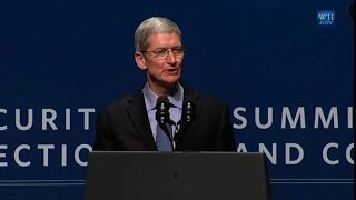 CNET News - Federal government to start accepting Apple Pay in fall