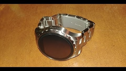 Unboxing and first start up of the Fossil Q Marshal watch