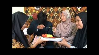 Praktek Upacara Adat TEMU MANTEN - SMAN 1 Rejoso (Kelas XI IPS-2)