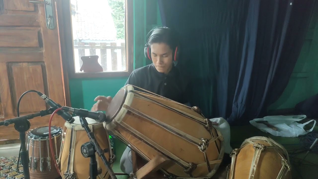 Ngolembar cover kendang