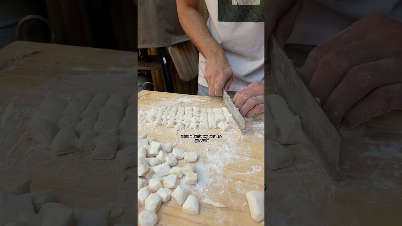 Homemade gnocchi - Easy step by step recipe 
