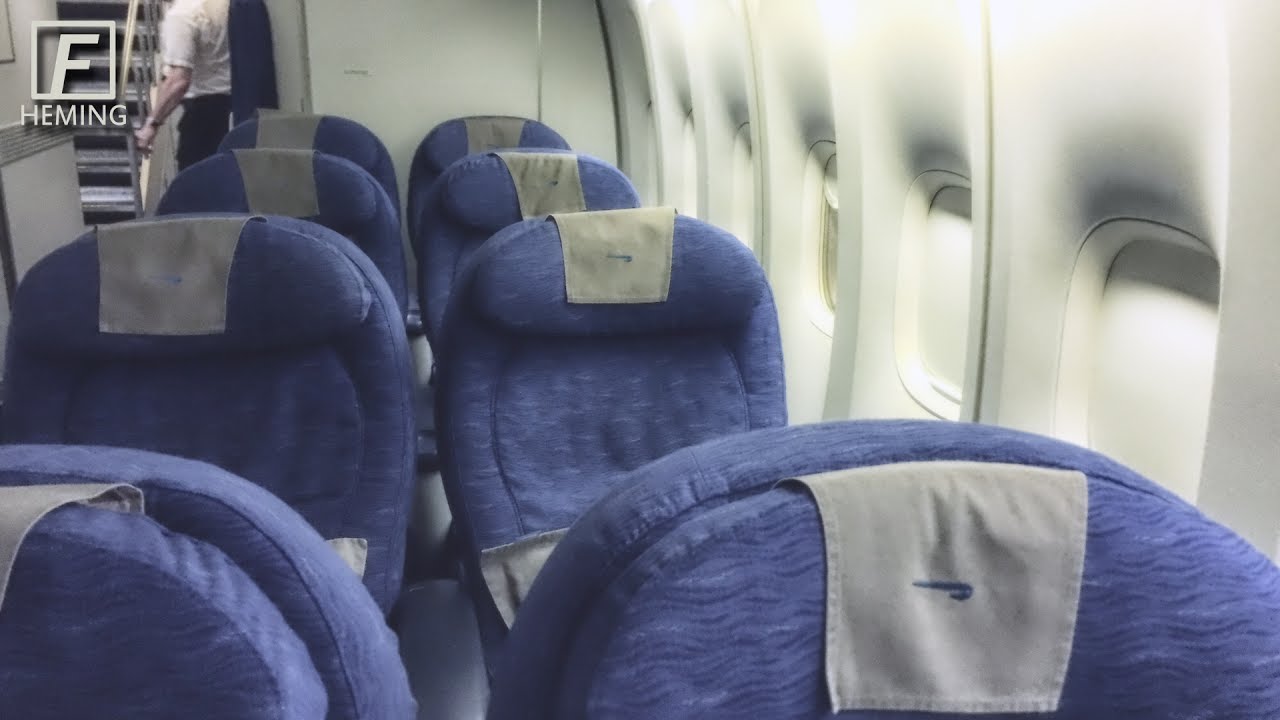 british airways premium economy review 747 400 acc lhr youtube
