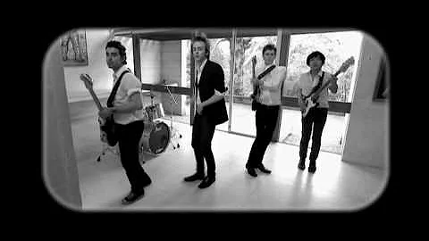 Little Red - Coca Cola