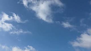 Sky in Motion: Warsaw Hyperlapse | Galaxy Z Fold 7 4K