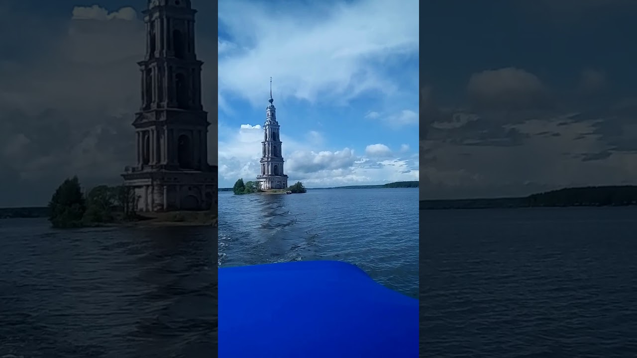 Затопленная колокольня на волге