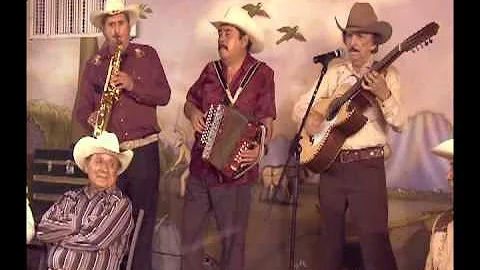 LOS AMIGOS DESDE EL RANCHO PONCHO VILLAGOMEZ - NUE...