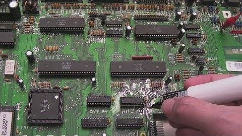 Commodore Amiga A500 Repairs Part 3 (Corrosion / Trace & Pad Damage / Green Screen / FDD Error)