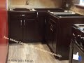 una nueva cocina terminada, Kitchen Cabinet with Backsplash