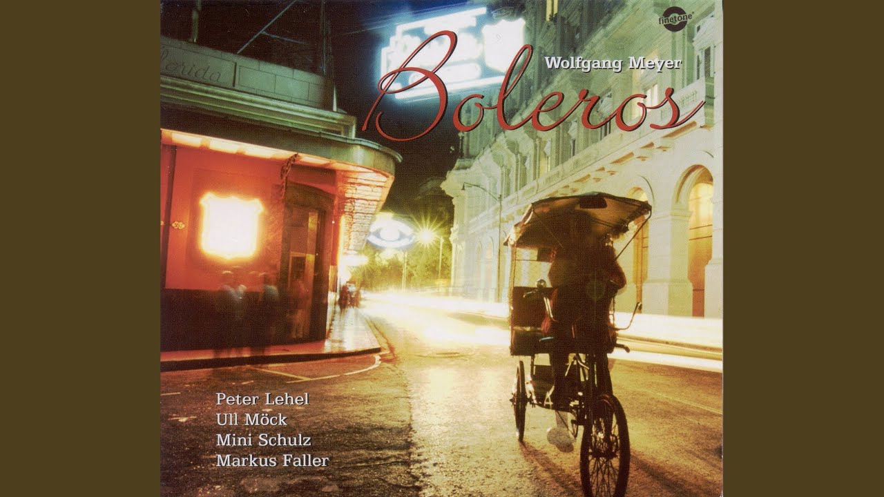 Watch Delirio on YouTube Watch Delirio on YouTube