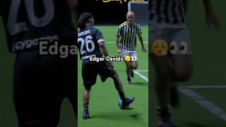 Edgar Davids still got it 😮‍💨