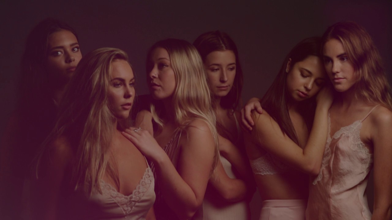 Velvet Bloom - Melt (Official Film Clip)