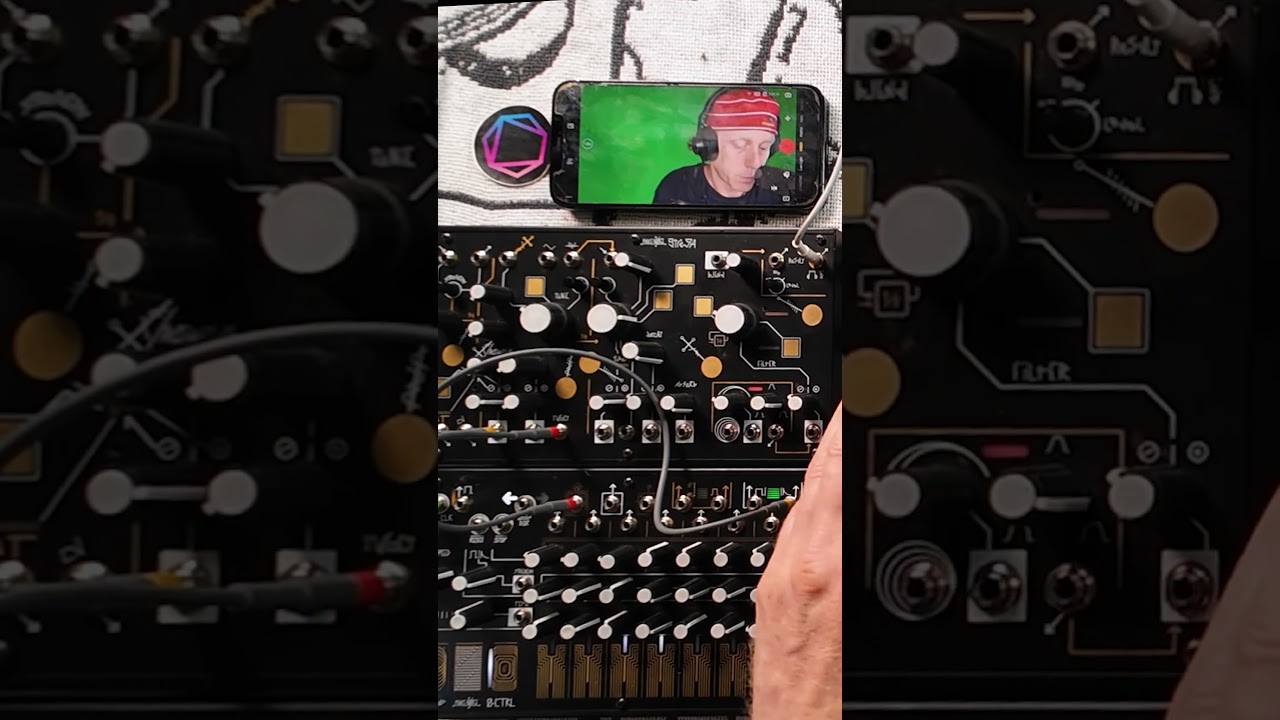 ROLAND SP-404 MKII 4.04 UPDATE WITH NICK HOOK #music #studiospace #beats #studiolifestyle #producer