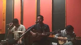 John hriata and the model veng two - Far side banks of jordan