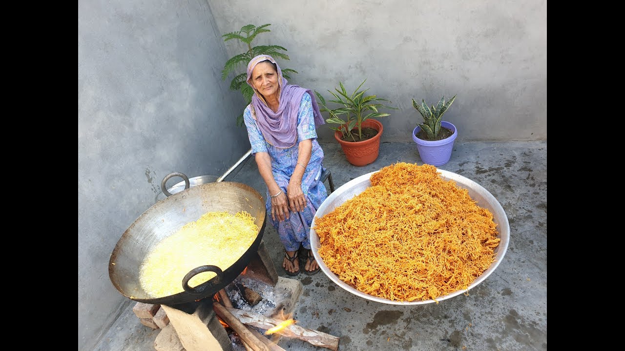 ⁣ALOO BHUJIA | Namkeen recipe Prepared By Grandma | Village Cooking | Village Food | recipe