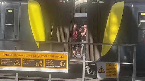 SWR class 444 joining up at Bournemouth 