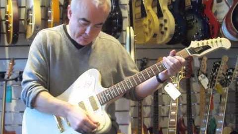 The  Gibson Custom Shop Non-Reverse Firebird Demo and Review