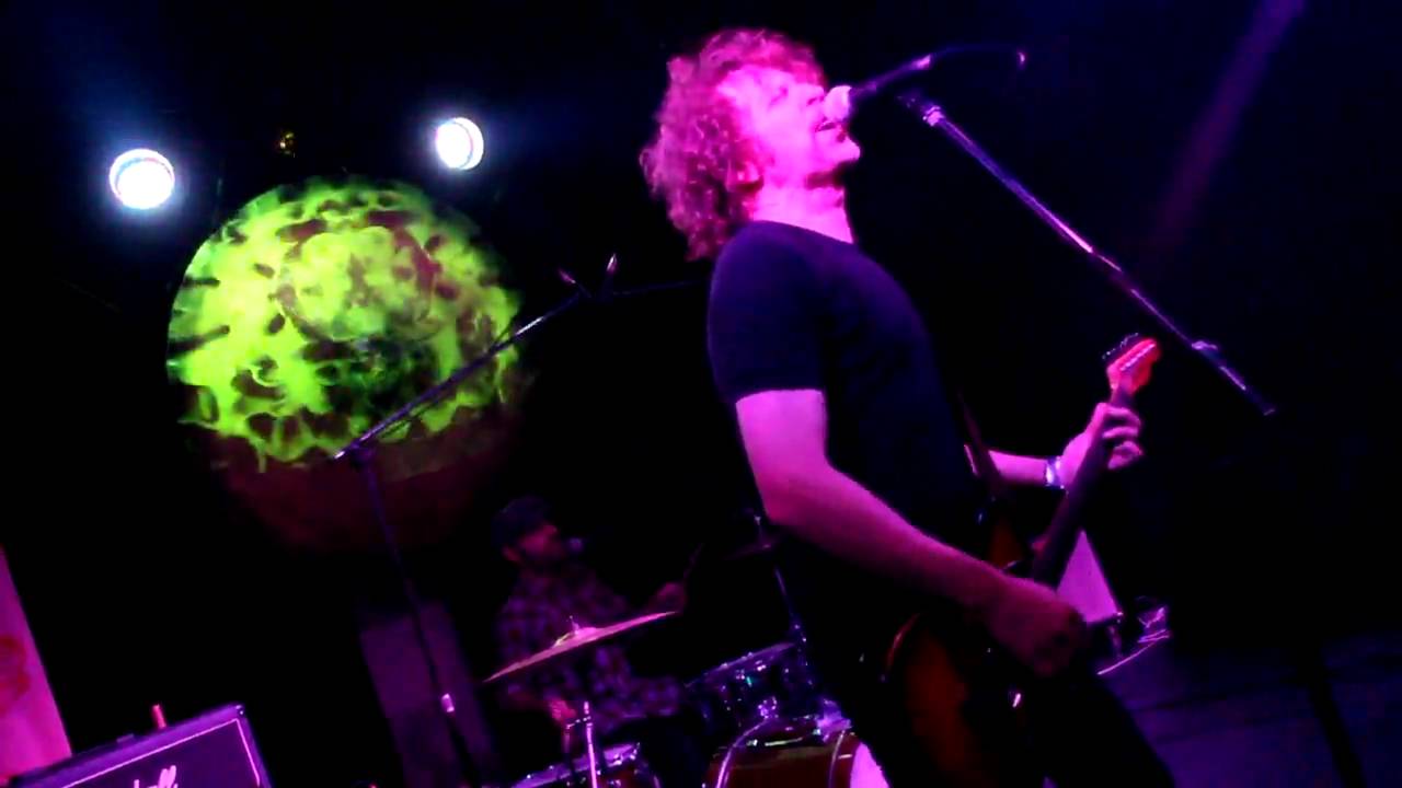 Kim Salmon's Precious Jules - You're A Backlash @ Bakehouse Studios, Richmond (10th July 2010)