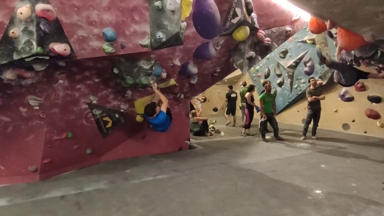 6c+ Purple med ett horn som slutet