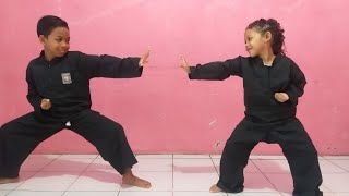 Putri Amelia Belajar jurus1 @HTRAS #fyp #viral #viralvideo #santriputri 