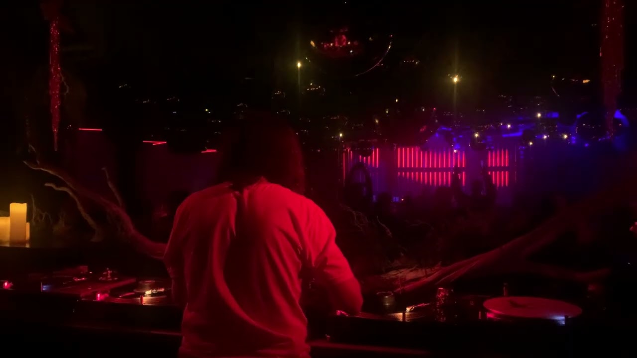 Mark Oliver At Coda For The Gift 26-12-2025