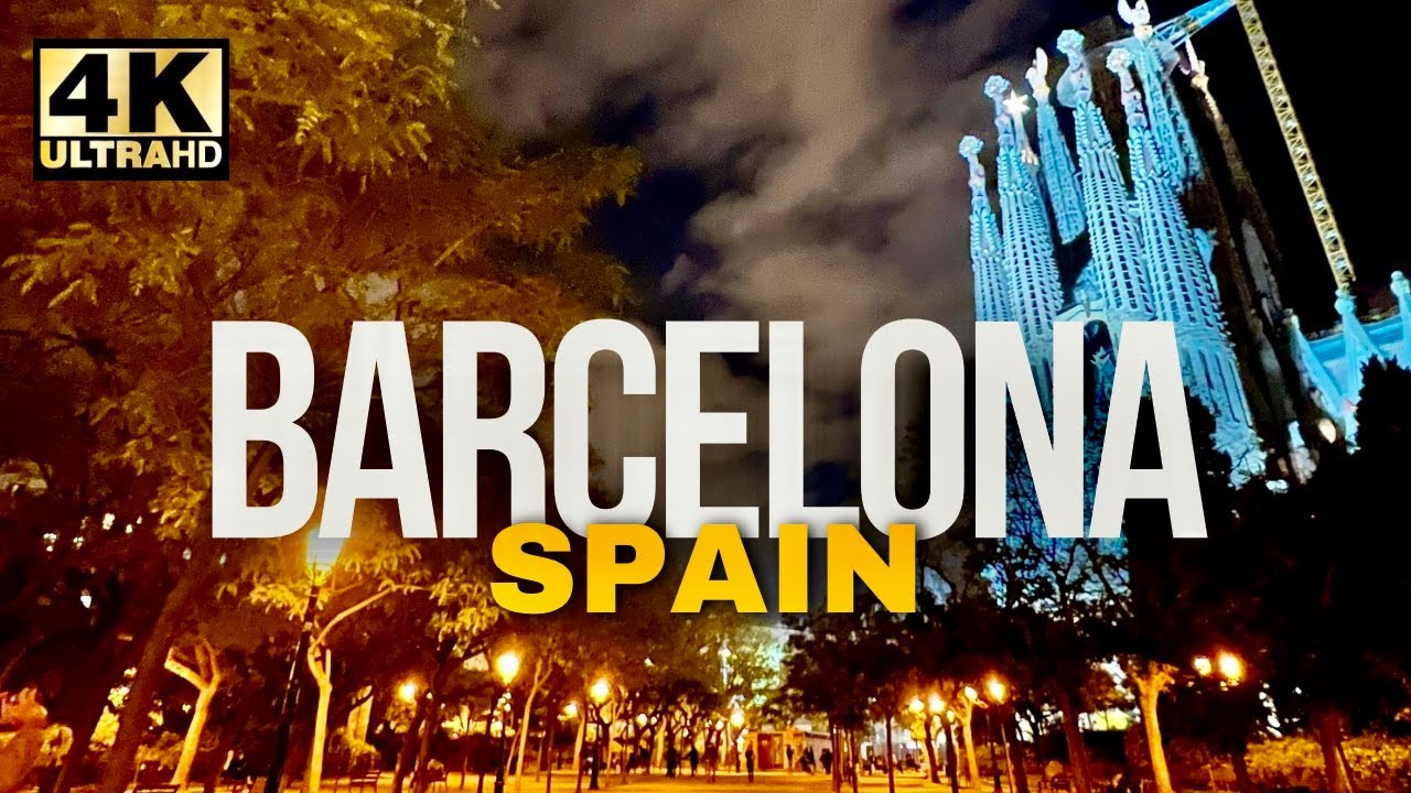 Barcelona Walking Tour After Dark 🇪🇸 La Sagrada Familia [4K]