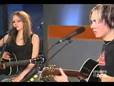 Avril Lavigne (+) Take Me Away (Acoustic Version)