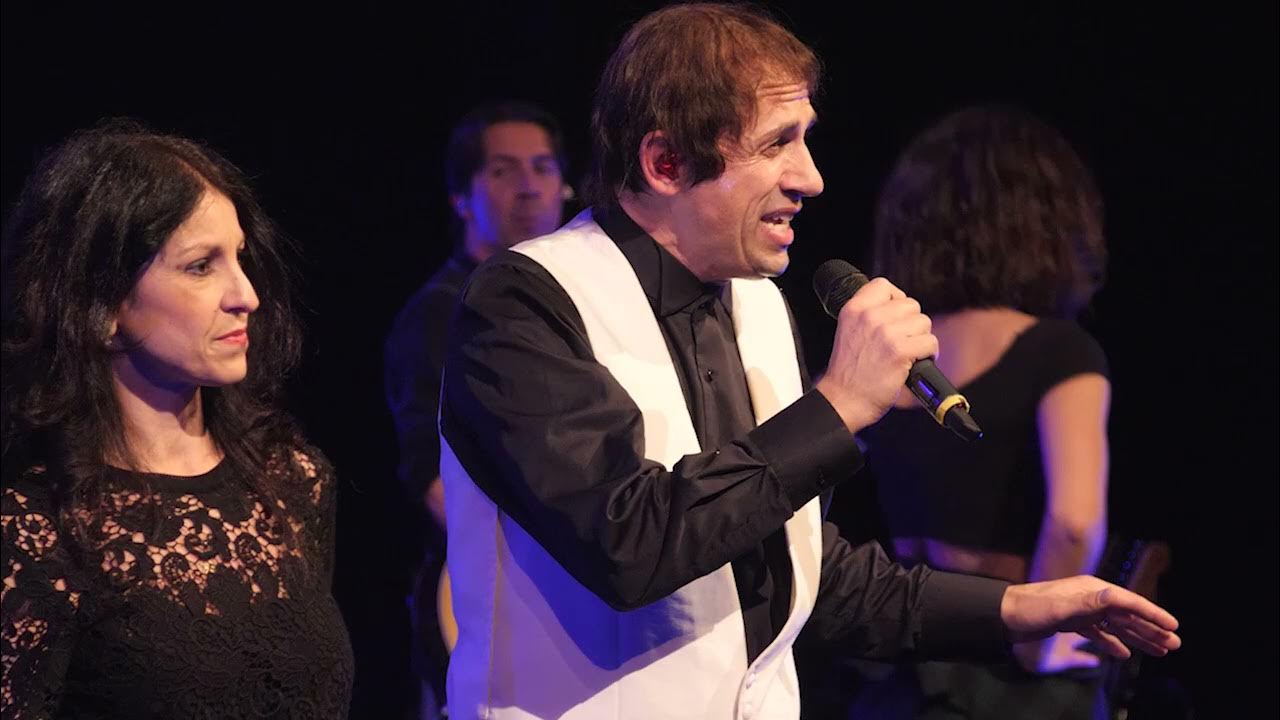 Mina celentano un passo. Mina celentano un passo. "minacelentano" && ( исполнитель | группа | музыка | music | band | artist ) && (фото | photo). Мина челентано. Адриано челентано и мина.