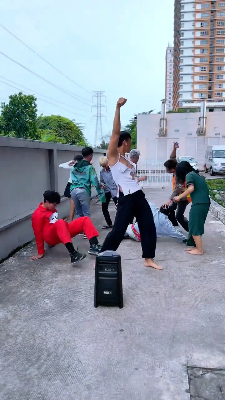 BTS zombie nhảy [BEN EAGLE] #beneagle #kungfu #martialarts #fighting #action #entertainment