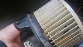 How to replace a 2003 Ford Expedition blower motor