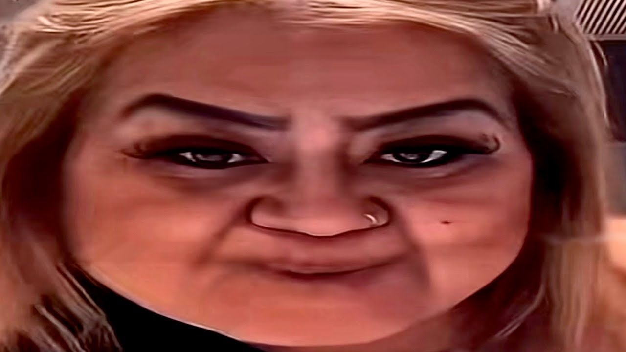 Эш Тревино флиртует со своим 1000-м парнем и находится в течке уже 24 минуты подряд... 😍😭