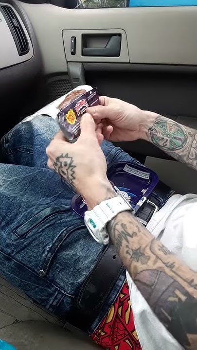 How To Roll A Backwood Using The Wrapper How to roll a backwood with the wrapper - YouTube