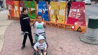 Buscando piñatas de Cocomelon en Tijuana