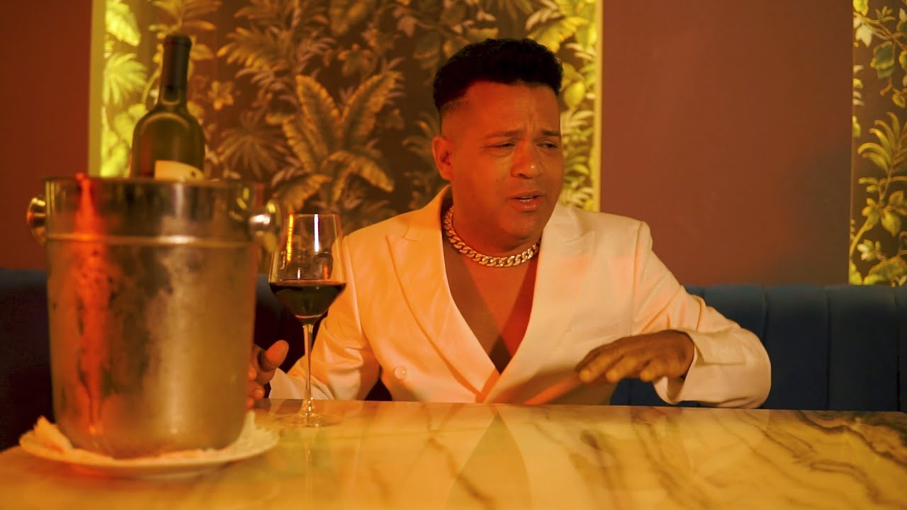 Watch Klaudio Viel - Mi Todo - Bachata (Video Oficial ) on YouTube Watch Klaudio Viel - Mi Todo - Bachata (Video Oficial ) on YouTube